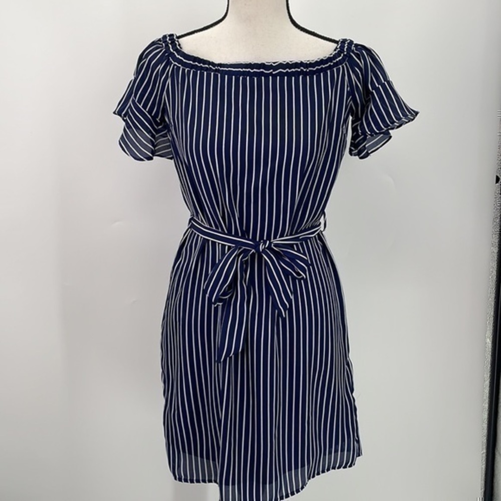 NTW Guess blue & white Guess elastic waist dress can be off the shoulders XS